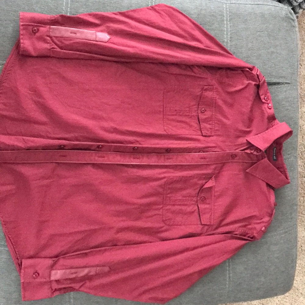 Men’s Large Sean John button up